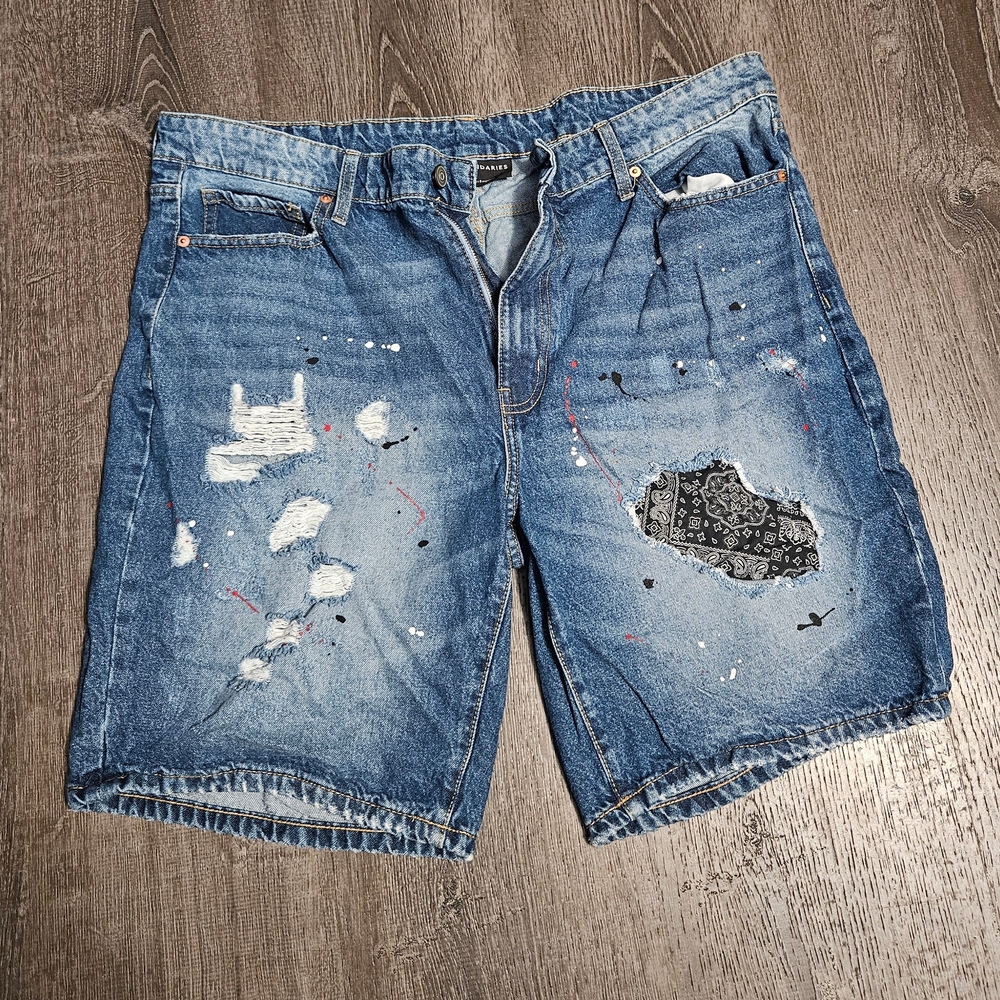 Men's Distressed Denim Shorts